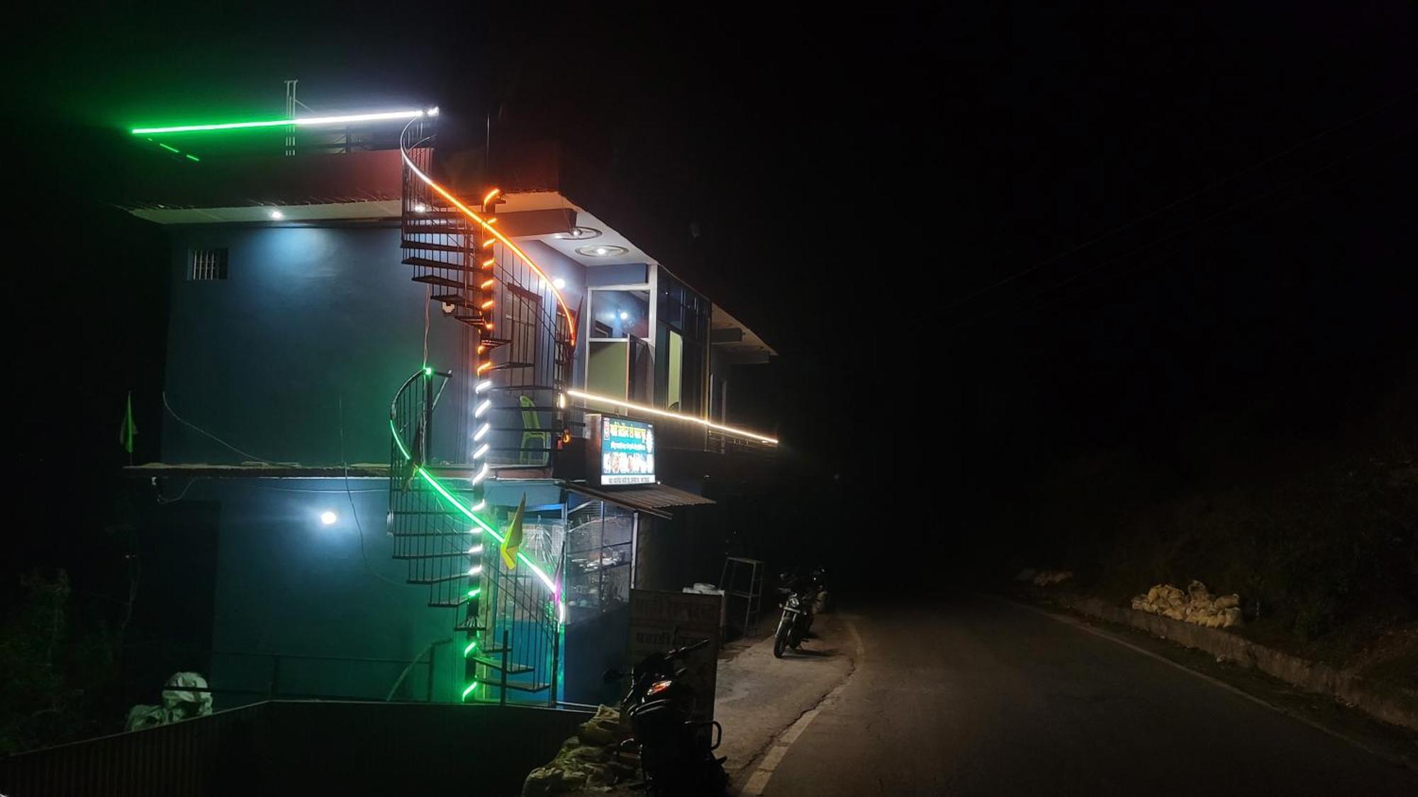 Mahi Restaurant & Guest House Almora Kültér fotó