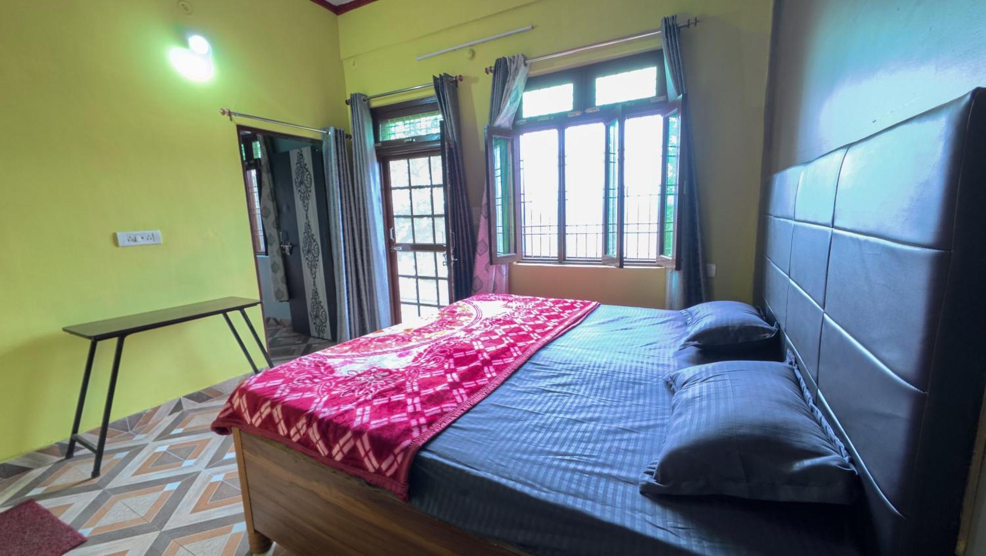 Mahi Restaurant & Guest House Almora Kültér fotó